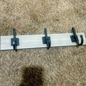 Home hanger/hat hanger